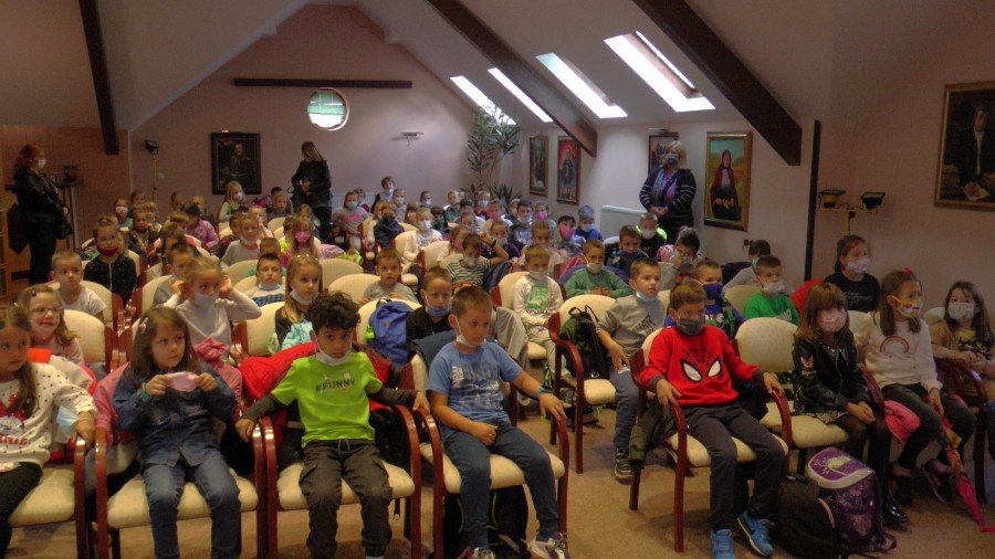 најмлађи чланови библиотеке библиотека