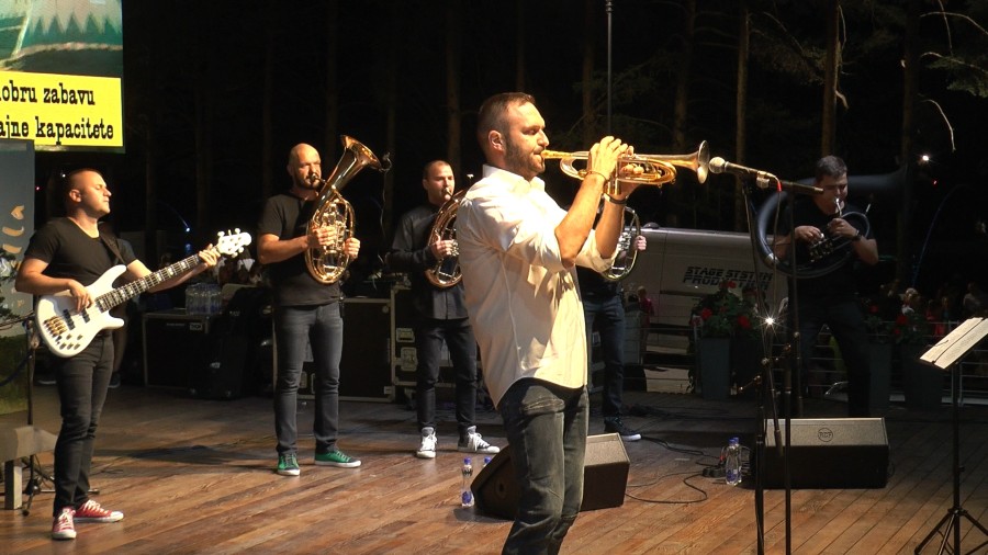 Дејан Петровић Дејан Петровић