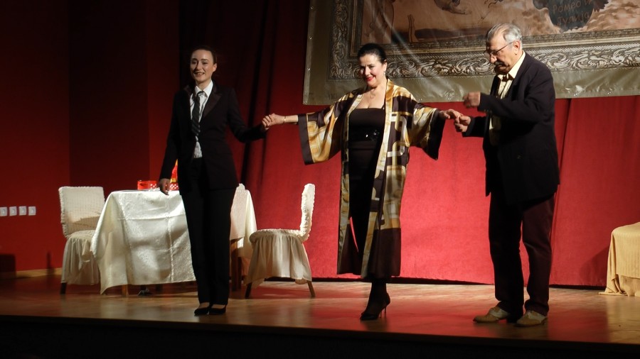 Представа "Љубав до гроба"