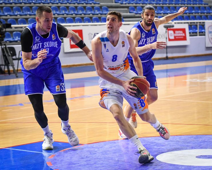 Душан Кутлешић 