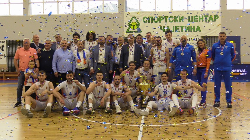 Екипа Златибора са пехаром КЛС-а