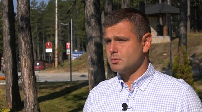 Владимир Живновић , директор  ТО Златибор