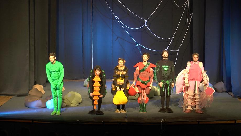 Дечија представа "Кли и Клак" предновогодишњи поклон свим малишанима општине Чајетина 