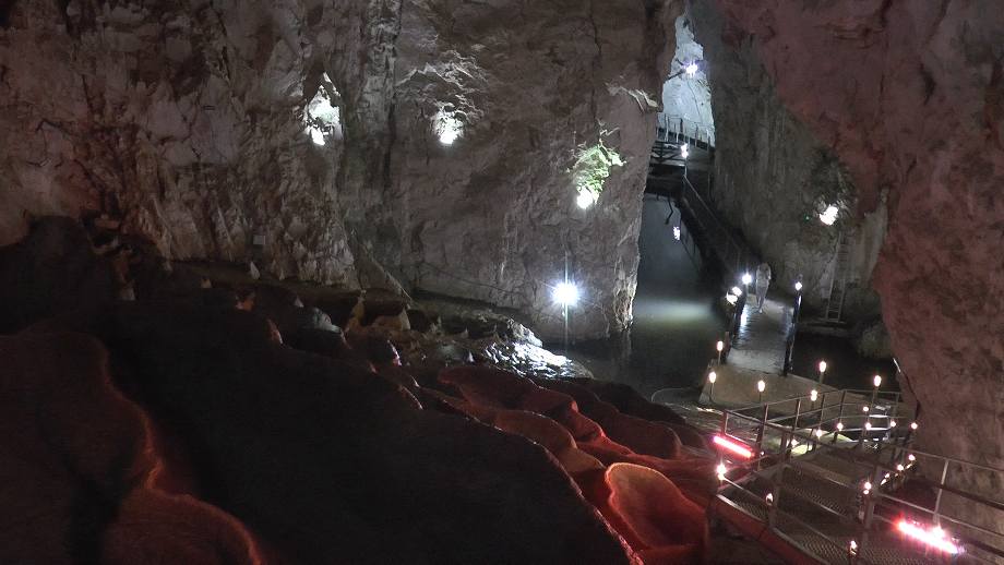 Stopica pecina  stopica pecina