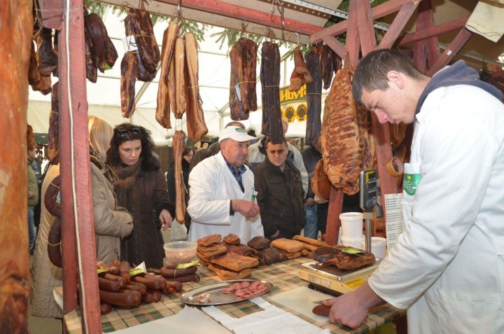 Пршутијада прсузтијада