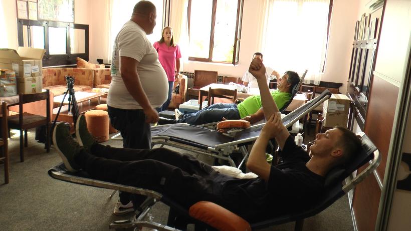 Акција добровољног давања крви у Чајетини 