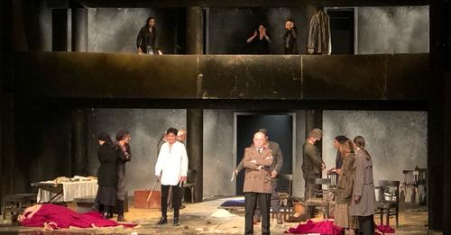 позориште уе плакат