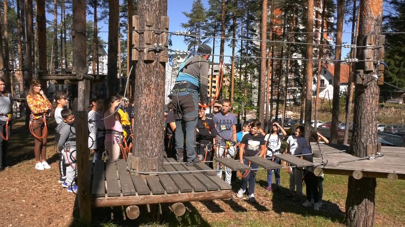 deca iz Sirogojna  deca