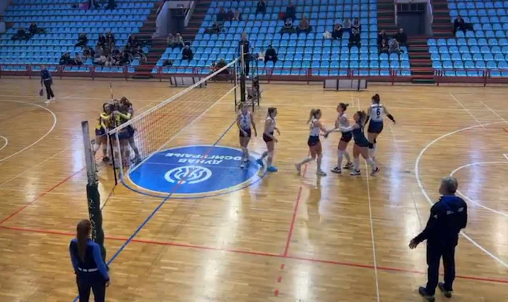 Одбојкашице Залтибора у дворани Тиквара