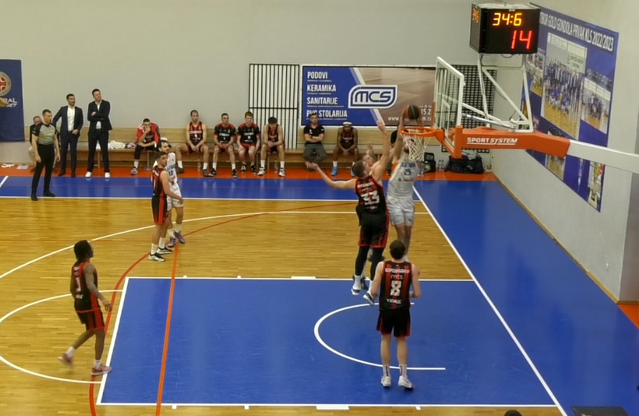 Закуцавање Ковачевичћа у финишу меча