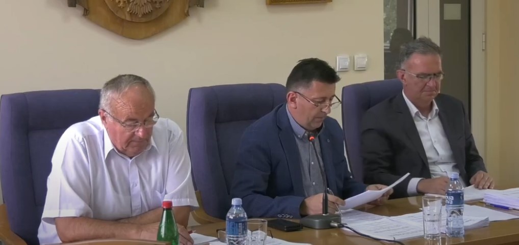 со чајетина