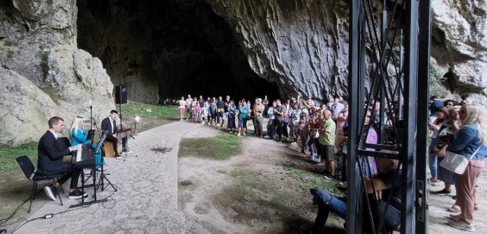 стопића пећона концерт