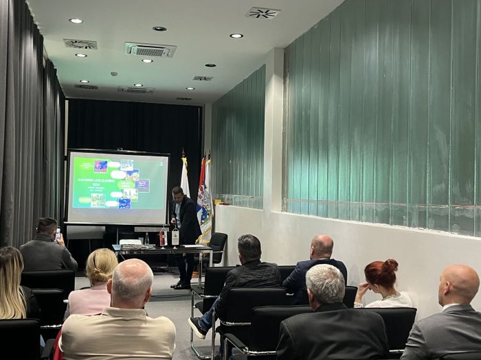 хотелијери