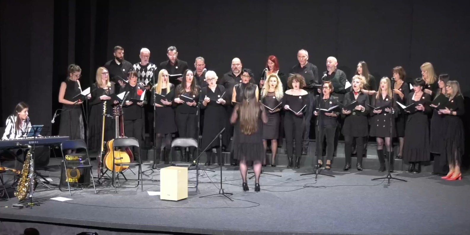Наступ хора Г. Л. А. С. у Културном центру