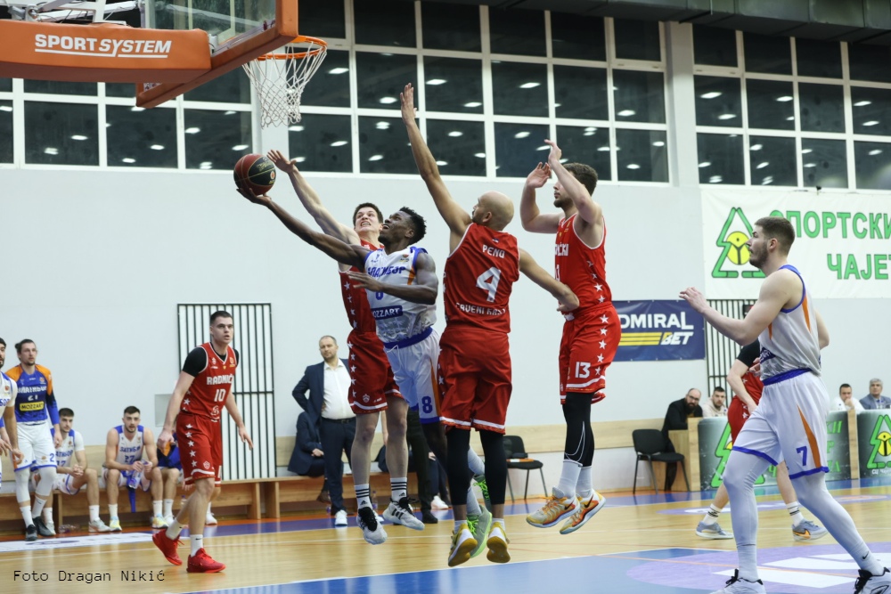 Раднички зауставио Чајетинце