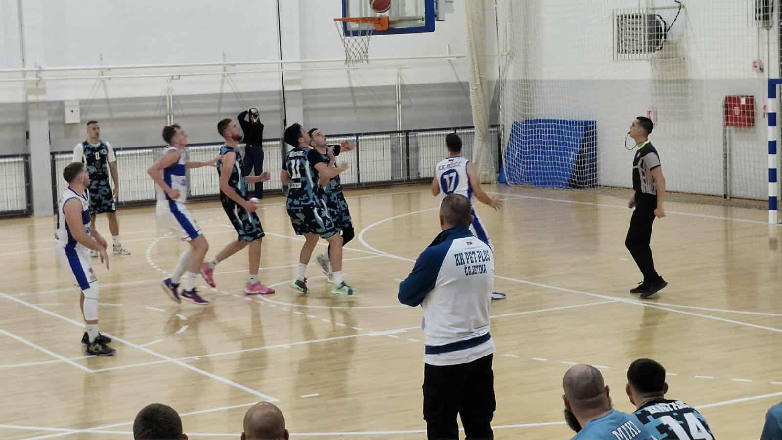 Утакмица ОКК Ужице - Пет плус