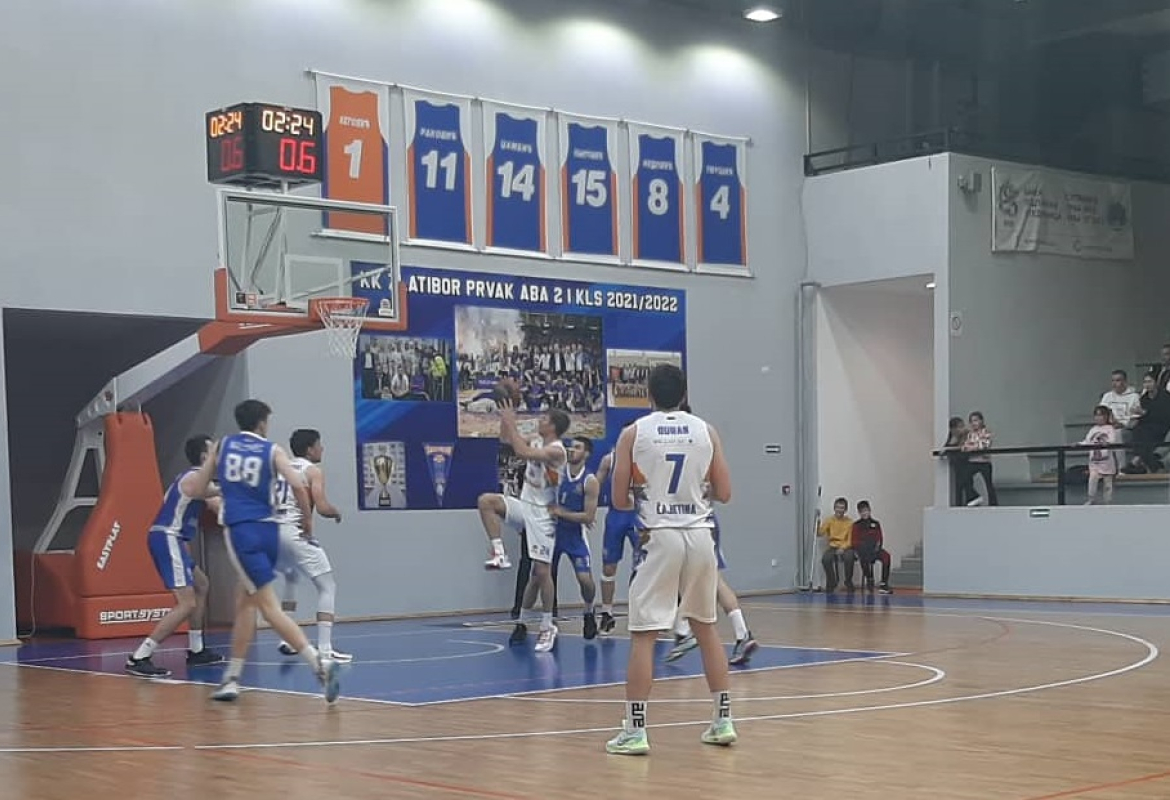 Утакмица Чајетинаца и Београђана