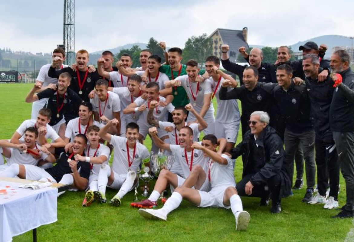 Партизан победник Купа пријатељства