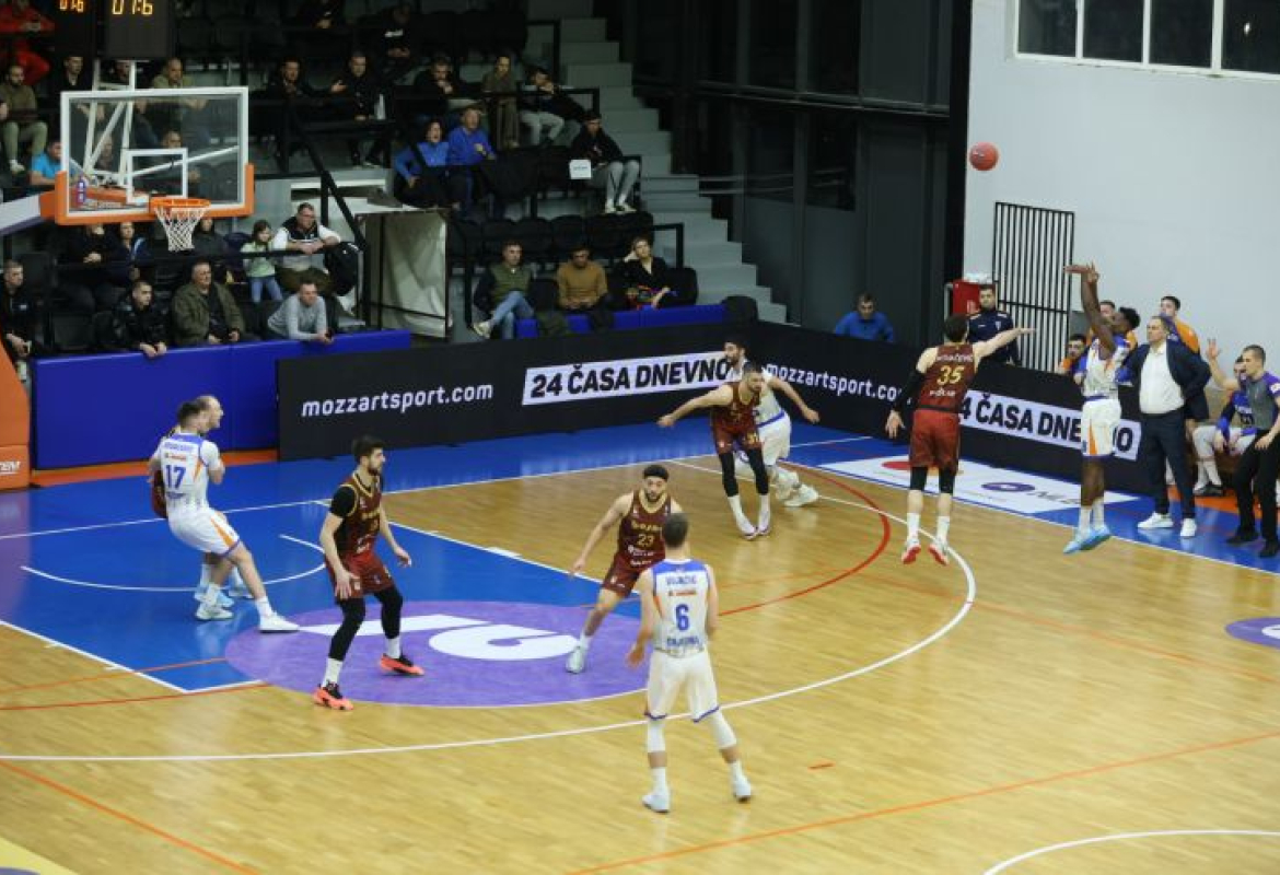 Бернард у добром шутерском расположењу