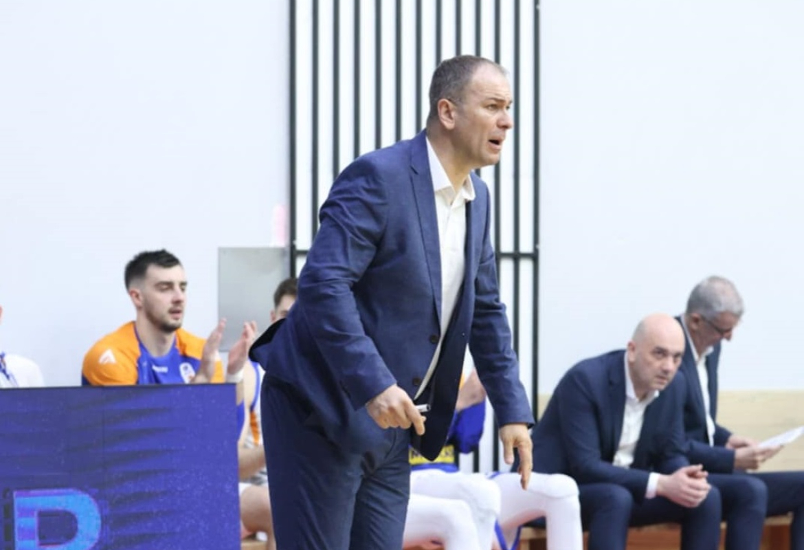 Тренер Златибора Страјин Недовић