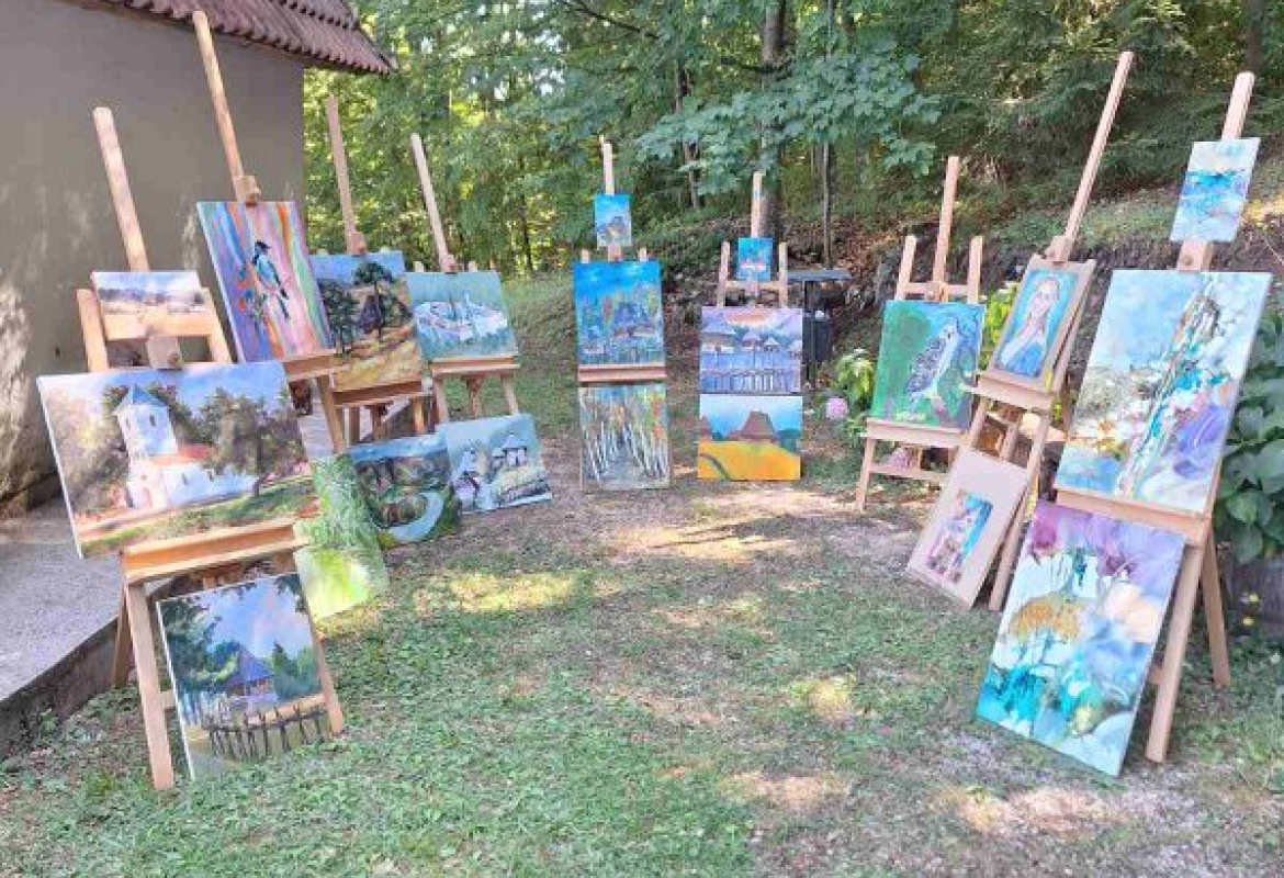 Изложба слика са ликовне колоније „Трнава Владимир Митровић 2025“ у Дому културе у Чајетини