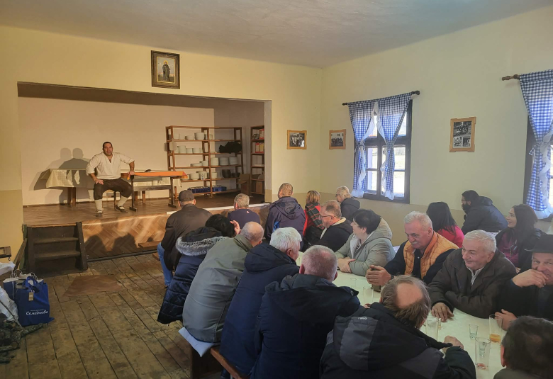 Представа у Семегњеву