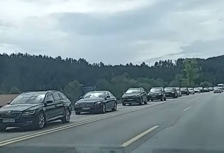 Појачан интезитет саобраћаја поводом Никољдана, возачи опрез, поручују из Путева Србије 