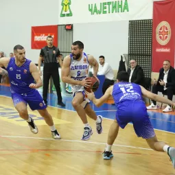 Протић на утакмици против Младости